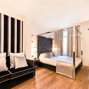 Aparthotel House ****